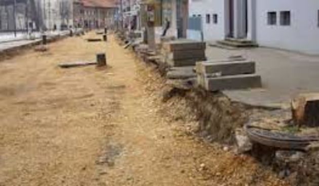 Totalni raspašoj na lokalnoj razini – ništa ne znaju naplatiti, foto: grad.knin.net