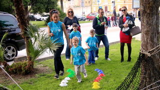 Sportska manifestacija za djecu “1000 koraka kroz 1000 ulica” SŠ “Loptica” Sportska manifestacija za djecu “1000 koraka kroz 1000 ulica” SŠ “Loptica”
