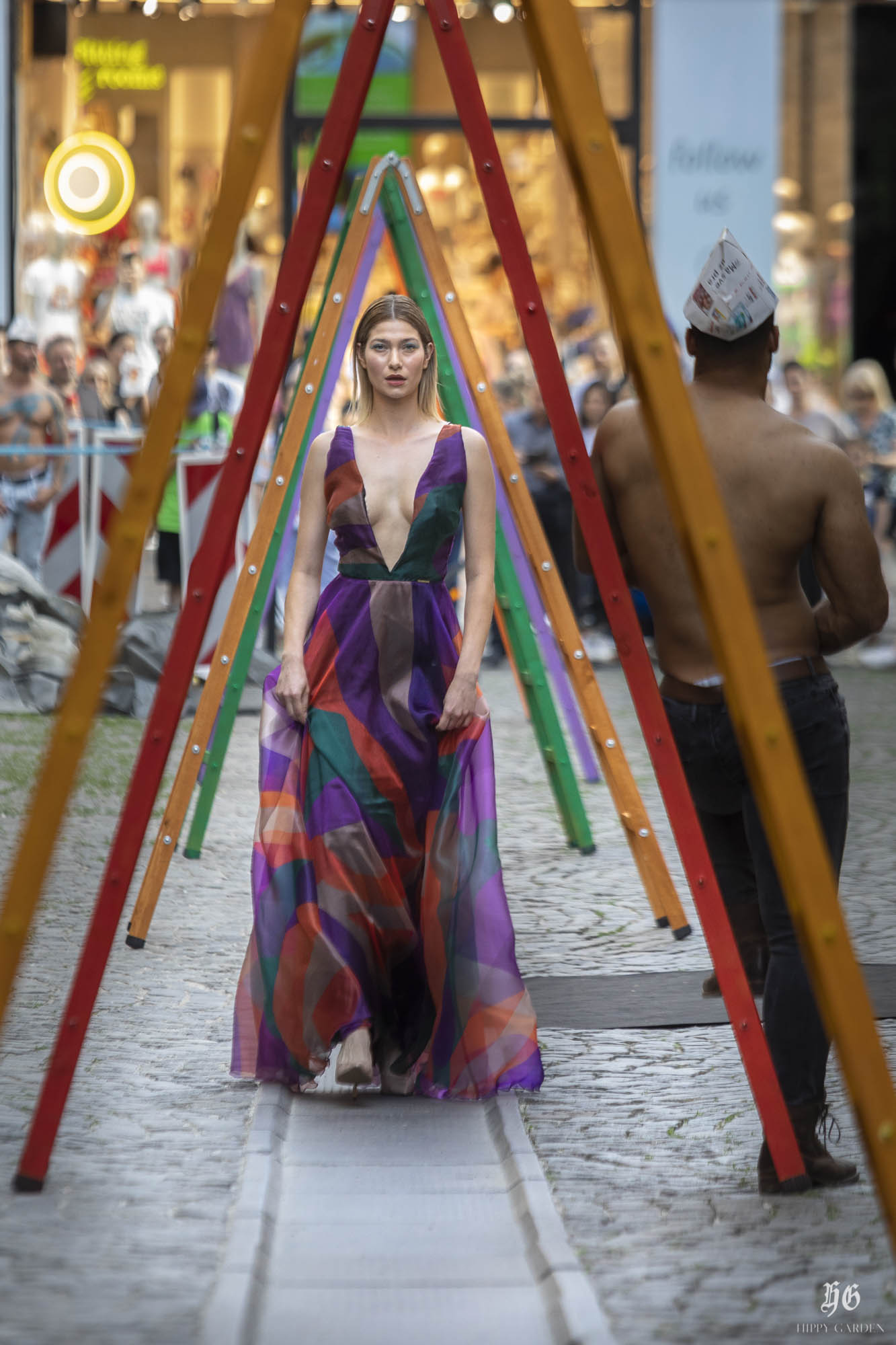 Ulična modna revija #INSPIREDBYART by Hippy Garden Ulična modna revija #INSPIREDBYART by Hippy Garden