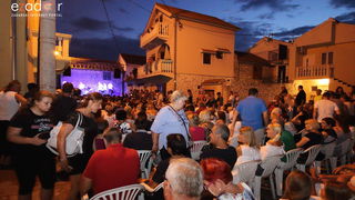 Bibinje: Koncert Tomislava Bralića i klape Intrade na Trgu Sri sela