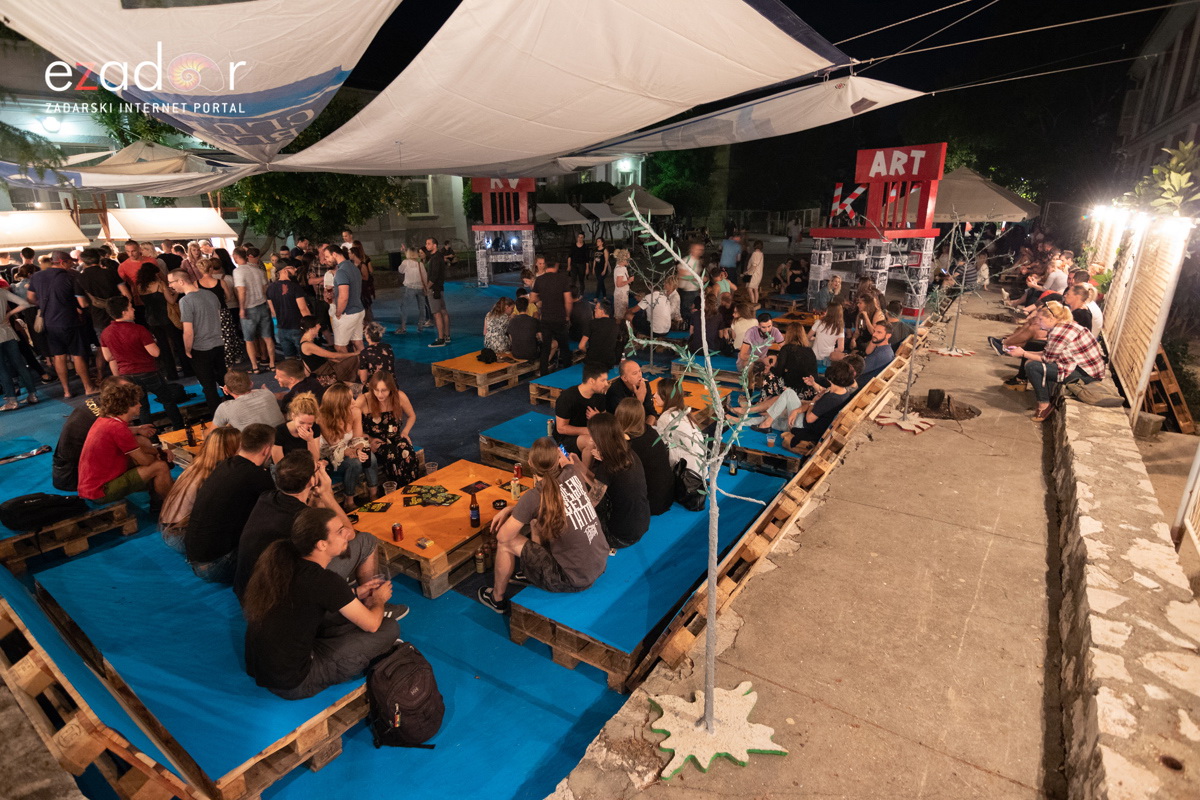 KvartArt 2018.: Art buvljak & koncert Nipplepeoplea