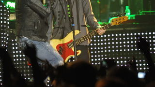 Split, 170712.
Koncert americke grupe Guns ‘n’ Roses koja je krajem 80-ih i pocetkom 90-ih bila jedna od vodecih grupa svijeta, danas je s malo manje popularnosti gostovala u splitskoj Spaladium Areni gdje se okupilo nekoliko tisuca obozavatelja. 
Na foto