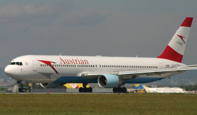 Boeing 737 Austrian Airlines (Foto: widebodyaircraft.nl)