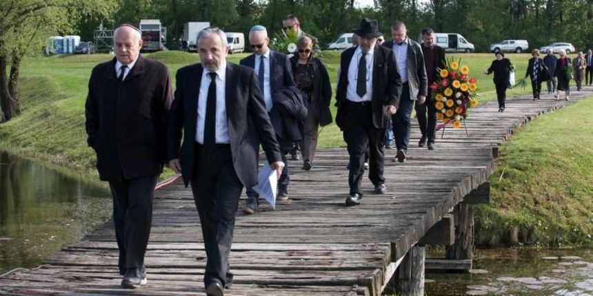 Jom Hasoa, komemorativna svecanost povodom Dana sjecanja na zrtve Holokausta u organizaciji Zidovske opcine Zagreb i Koordinacije zidovskih opcina u RH. Ognjen Kraus. Jom Hasoa, komemorativna svecanost povodom Dana sjecanja na zrtve Holokausta u organizaciji Zidovske opcine Zagreb i Koordinacije zidovskih opcina u RH. Ognjen Kraus.