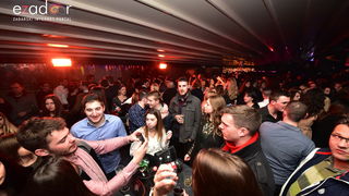 Tisuće Zadrana uživalo na krcatom Narodnom trgu i Tgu Petra Zoranića uz Tomislava Bralića i klapu Intrade Tisuće Zadrana uživalo na krcatom Narodnom trgu i Tgu Petra Zoranića uz Tomislava Bralića i klapu Intrade