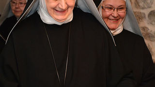 Gradonačelnik Kalmeta posjetio benediktinke; foto Iva Perinčić Gradonačelnik Kalmeta posjetio benediktinke; foto Iva Perinčić