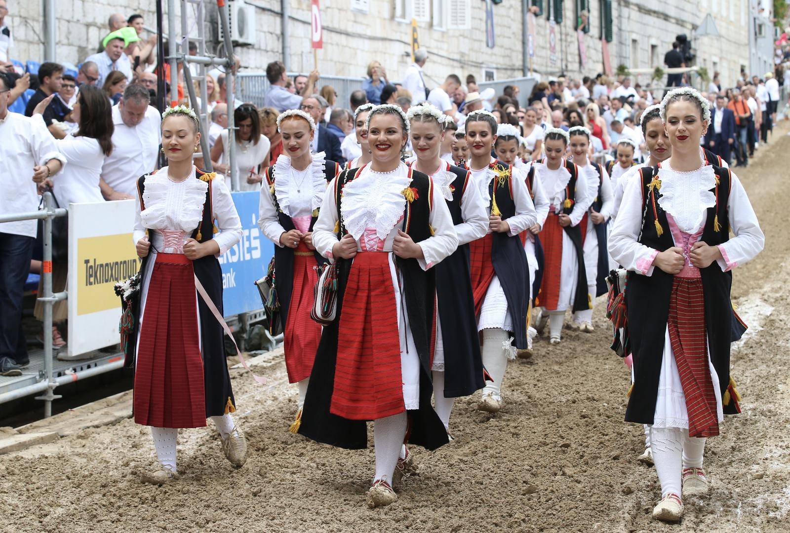 U Sinju održana 308. Sinjska alka