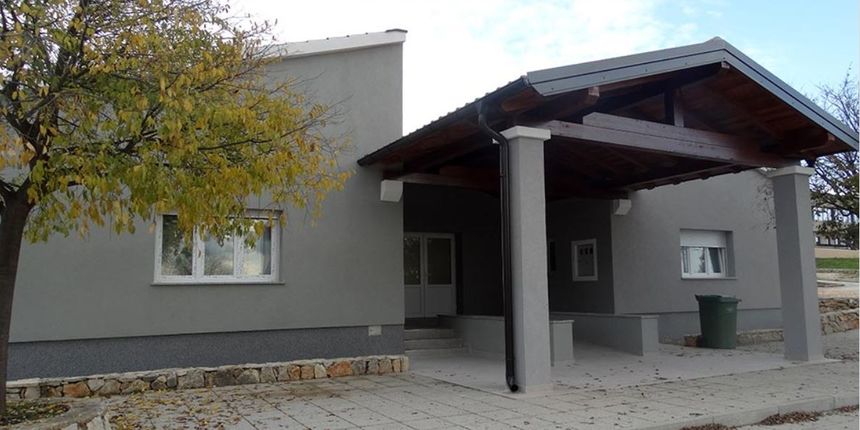 Dom zdravlja Maslenica