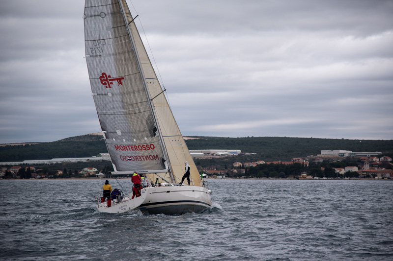 Karnevalska regata u Biogradu, foto-Vinko Pesic