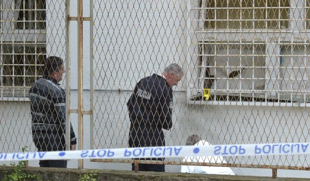 U dvorište PU zadarske tijekom noći bačena ručna bomba