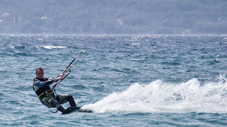 Surferi i kiteri guštali u južini na Boriku Surferi i kiteri guštali u južini na Boriku