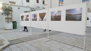 Izložba fotografija posvećenih zadarskom mostu u atriju palače Cedulin