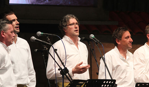 KUD Bleke i konji : ”Ne damo te pismo naša” (foto:Saša Čuka)