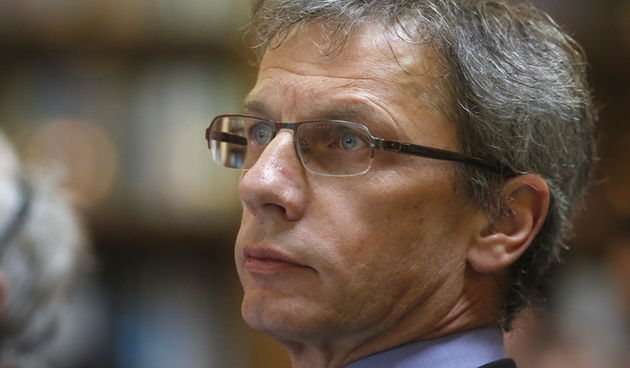 Zagreb, 110113.
Trg burze.
Okrugla dvorana Hrvatske narodne banke.
Odrzana je konferencija pod nazivom Izravna inozemna ulaganja – pokretac ekonomskog rasta i razvoja.
Konferenciju je otvorio guverener HNB-a Boris Vujcic.
Na fotografiji: guverner HNB-a Bo