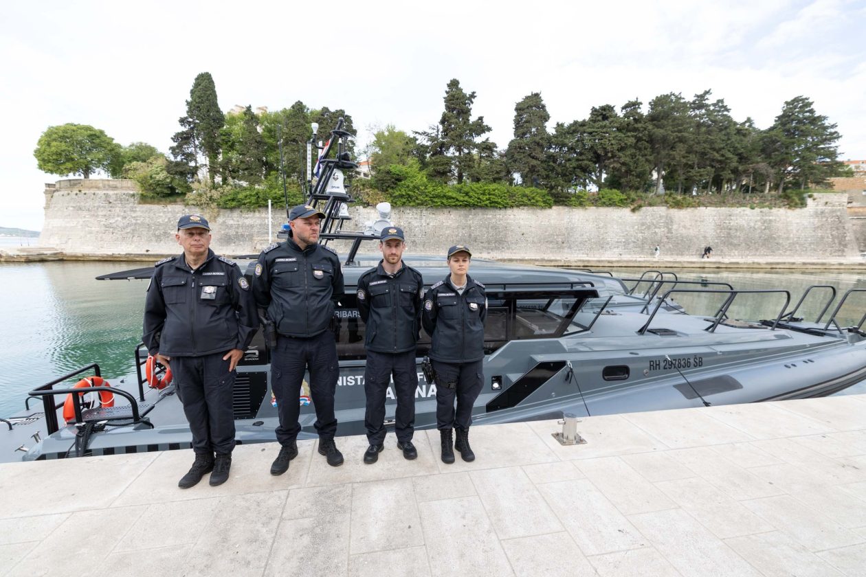 Novo patrolno plovilo luka foša