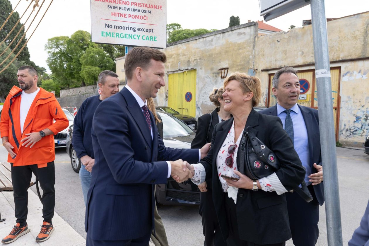 Novo patrolno plovilo luka foša