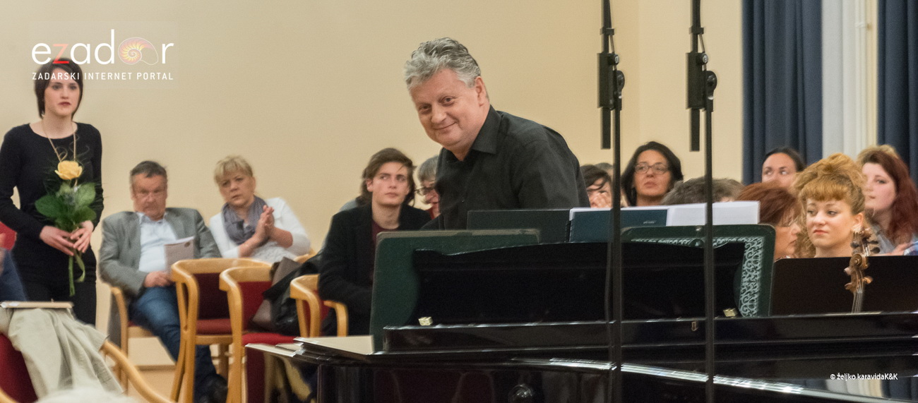 “Glazbena fantazija” Zadarskog komornog orkestra u Svečanoj dvorani Sveučilišta u Zadru. Solist Berislav Šipuš na klaviru, pod ravnanjem maestra Pavla Dešpalja “Glazbena fantazija” Zadarskog komornog orkestra u Svečanoj dvorani Sveučilišta u Zadru. Solist Berislav Šipuš na klaviru, pod ravnanjem maestra Pavla Dešpalja