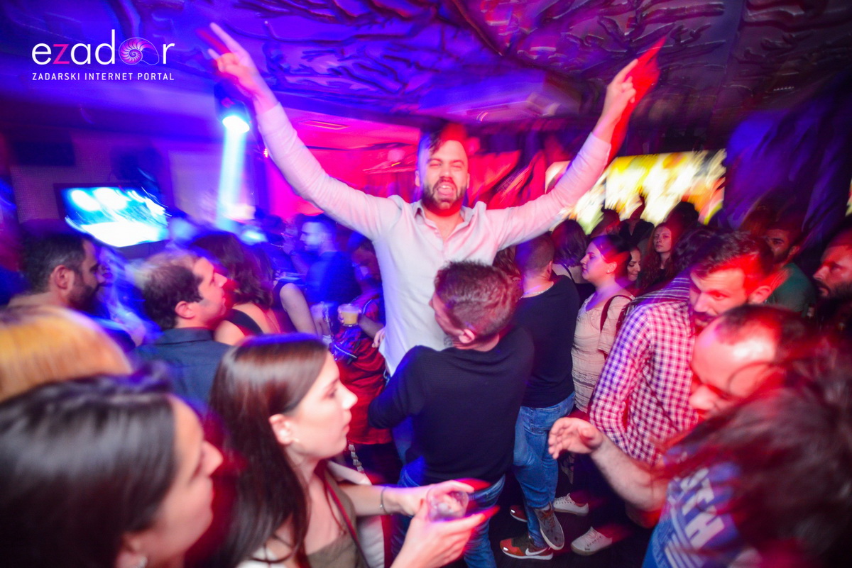 Saturday Night @ Svarog Bar