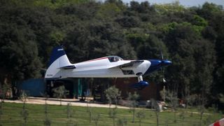 Image 669795 (auto) Image 669795 (auto)