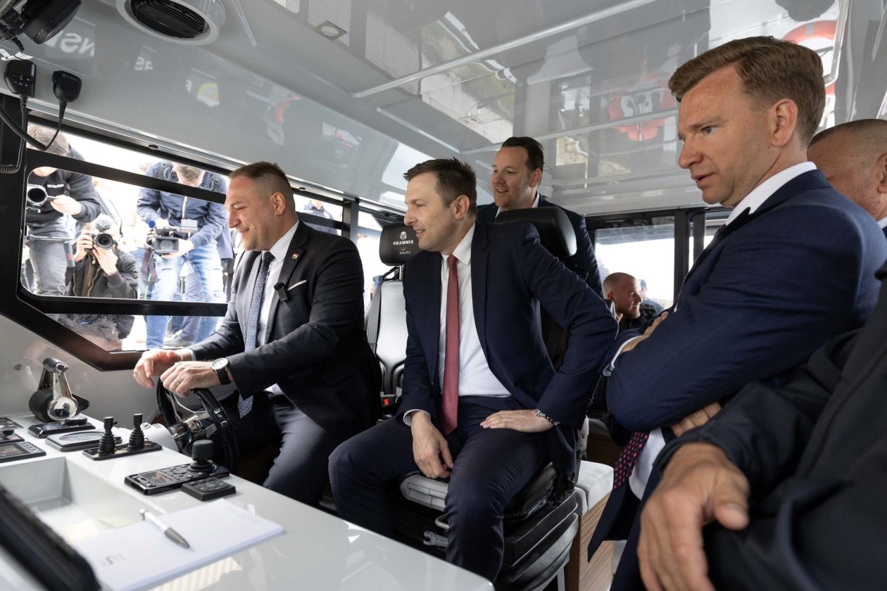 Novo patrolno plovilo luka foša