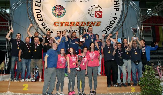 Pobjedničke ekipe 23. Prvenstva Hrvatske u pikadu u Poreču