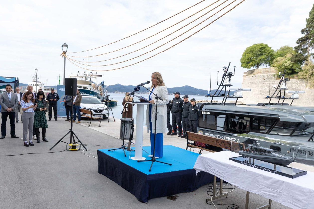 Novo patrolno plovilo luka foša