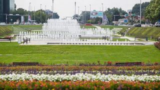 Zagreb: Novouređene fontane u Ulici Hrvatske bratske zajednice puštene u rad Zagreb: Novouređene fontane u Ulici Hrvatske bratske zajednice puštene u rad