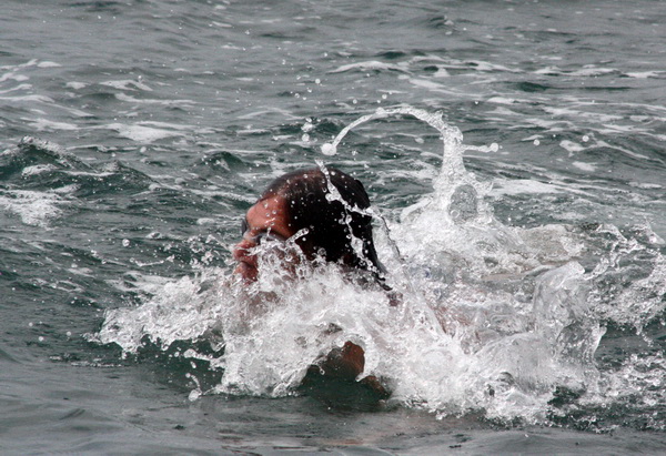 Dani Dikla 2009: Dr Velimir Susak Taci isplivao maraton Preko-Diklo Dani Dikla 2009: Dr Velimir Susak Taci isplivao maraton Preko-Diklo