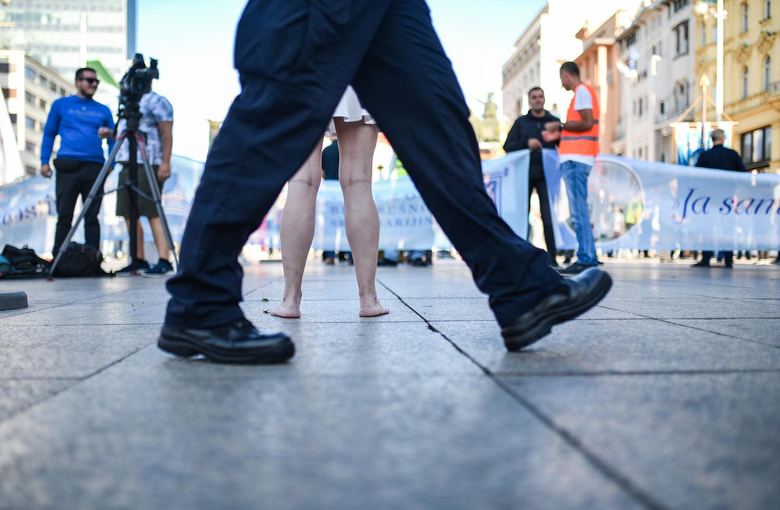 Performans Tiha misa by Arijana Lekić Fridrich