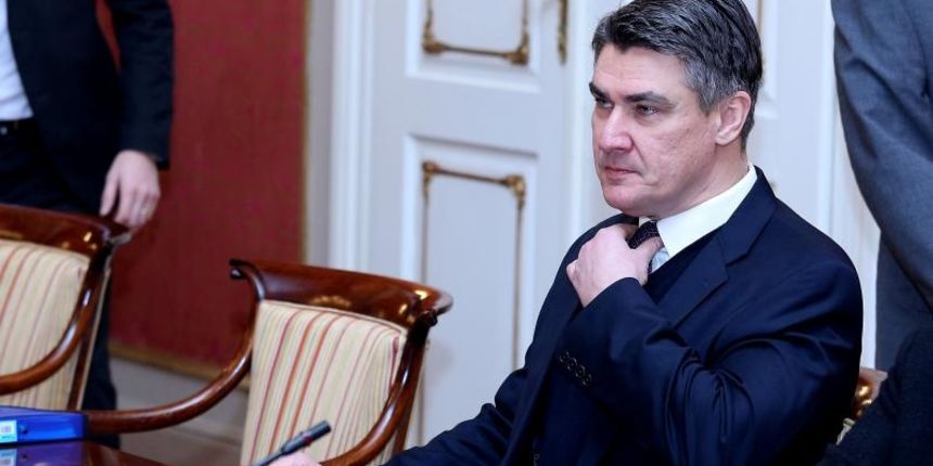 Zagreb – U Banski dvorima je odrzana prva sjednica Vlade RH u 2015. godini. Zoran Milanovic. Photo: Patrik Macek/PIXSELL