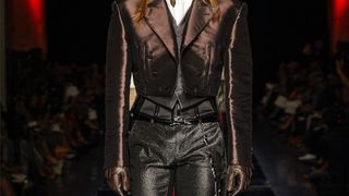 Jean Paul Gaultier Haute Couture, jesen/zima 2012, foto-accoridngtojerri.blogspot.com Jean Paul Gaultier Haute Couture, jesen/zima 2012, foto-accoridngtojerri.blogspot.com