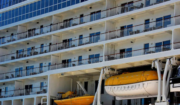 Luksuzni kruzer “The World” u Zadru