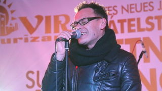 Virani 2016. godinu dočekali uz Lidiju Bačić, Leteći odred i spektakularan vatromet Virani 2016. godinu dočekali uz Lidiju Bačić, Leteći odred i spektakularan vatromet