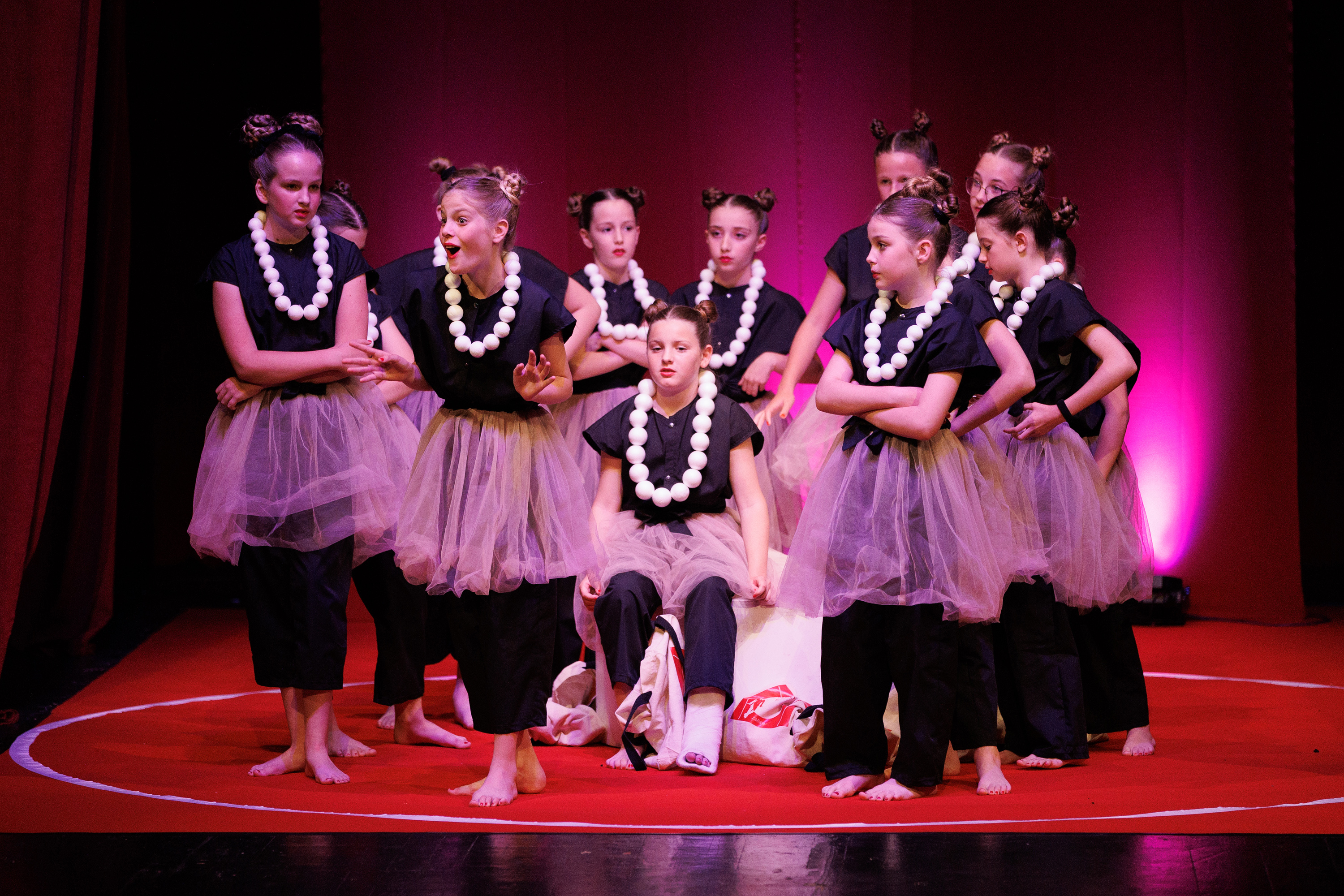 Igrajmo se: Zabranjeno mlađima od 15 strana A