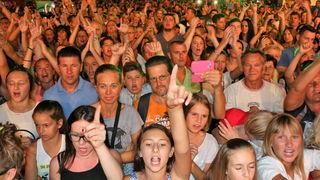 Virska noć 2016: Jelena Rozga i spektakularni vatromet za 25 tisuća fanova. Foto: Virski list