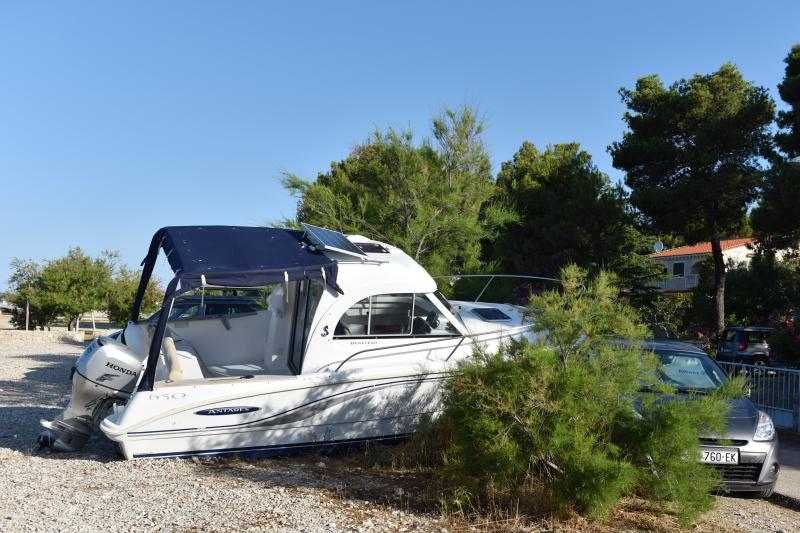 Pijan gliserom izletio na šibensku plažu Jadrija