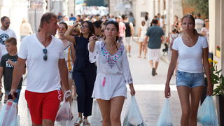 Đir po gradu, ponedjeljak 20. kolovoza 2018. Đir po gradu, ponedjeljak 20. kolovoza 2018.