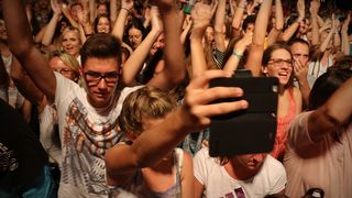 Dan Općine Vir proslavljen uz spektakularni koncert Prljavog Kazališta i vatromet Dan Općine Vir proslavljen uz spektakularni koncert Prljavog Kazališta i vatromet