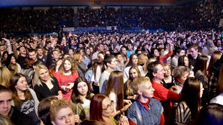 Zagreb, 201212. 
Dom Sportova.
Koncert Zvijezde Hit Recordsa, na kojem nastupaju izvodjaci koji izdaju albume za tu izdavacku kucu.
Na fotografiji: publika.
Foto: Admir Buljubasic / CROPIX