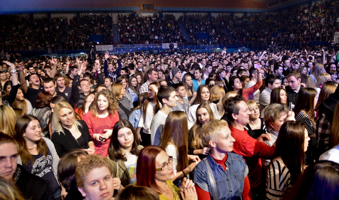 Zagreb, 201212. 
Dom Sportova.
Koncert Zvijezde Hit Recordsa, na kojem nastupaju izvodjaci koji izdaju albume za tu izdavacku kucu.
Na fotografiji: publika.
Foto: Admir Buljubasic / CROPIX
