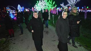 Božićna priča obitelji Salaj s rekordnih 1,88 milijuna lampica. Foto: Damir Špehar/PIXSELL