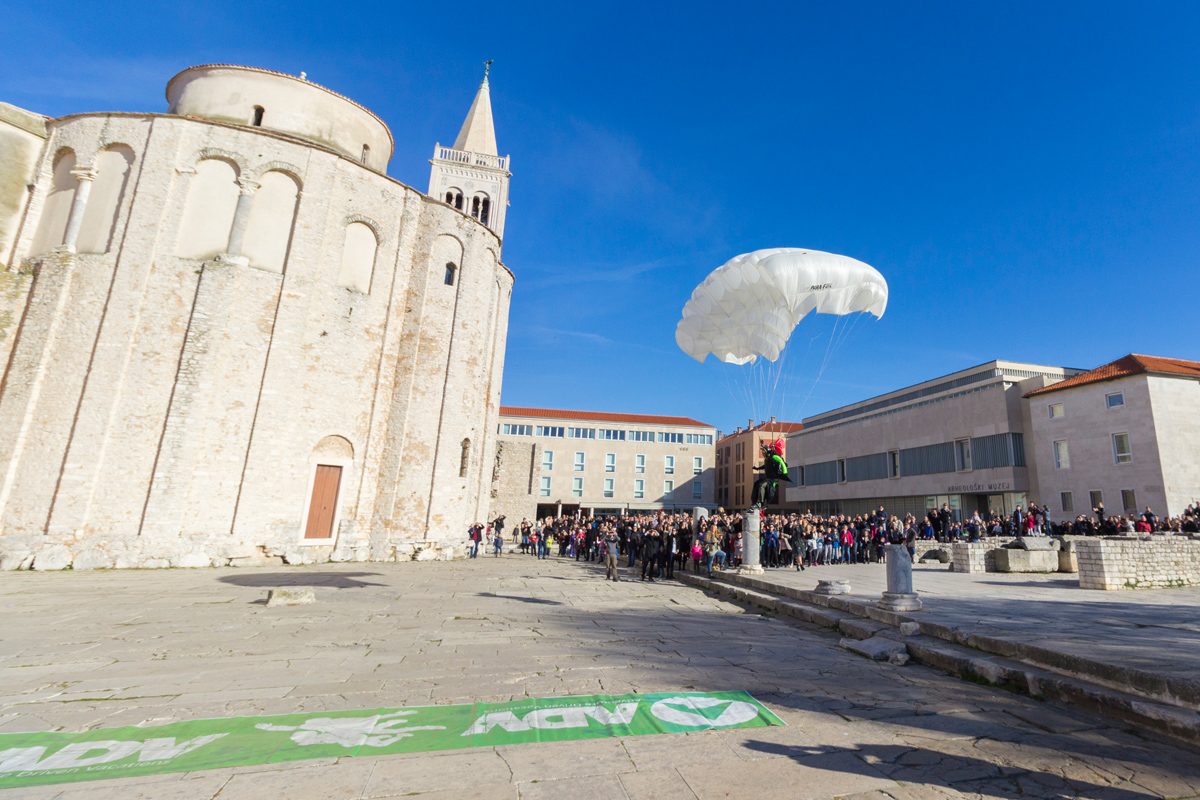 Badnjak 2016: Blagdanski đir po gradu 24. prosinca Badnjak 2016: Blagdanski đir po gradu 24. prosinca