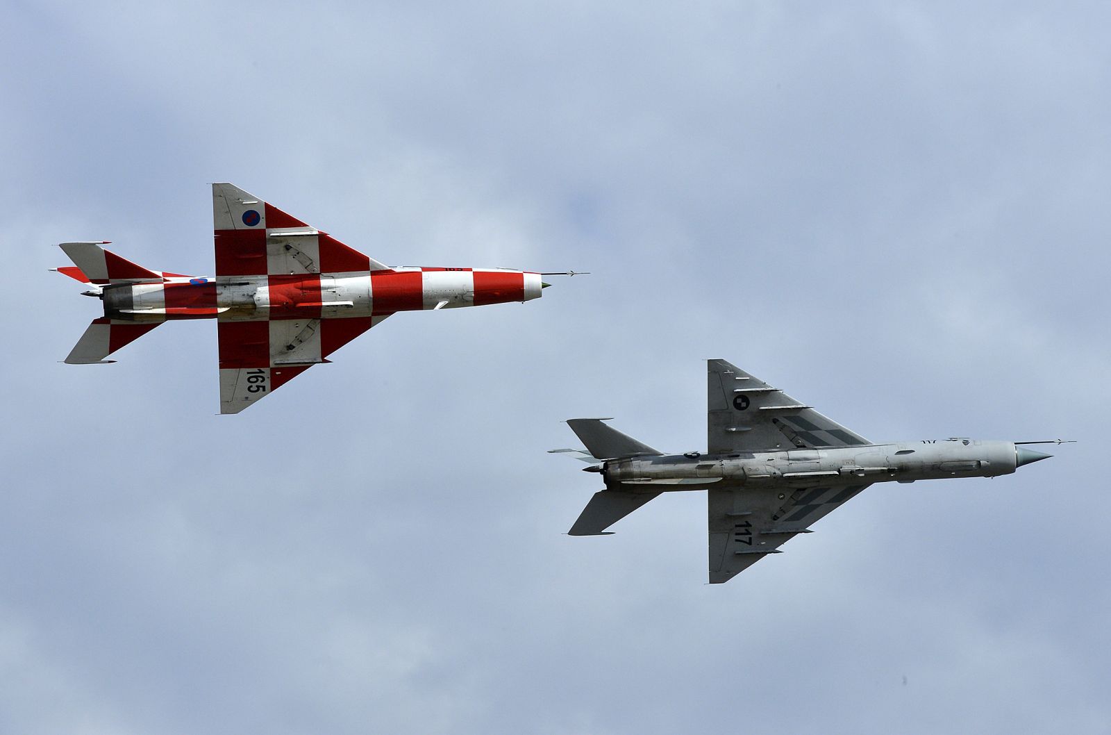 Vježbe pilota borbenih MIG-ova Vježbe pilota borbenih MIG-ova