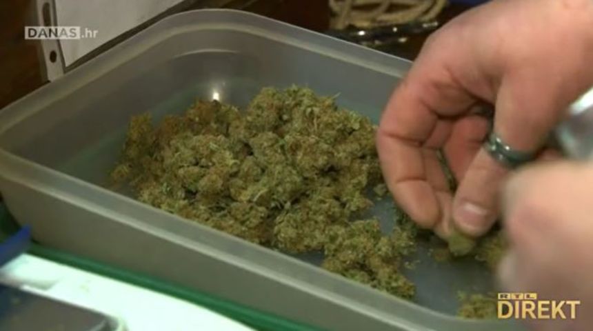 Image 5514926 (auto) Image 5514926 (auto)