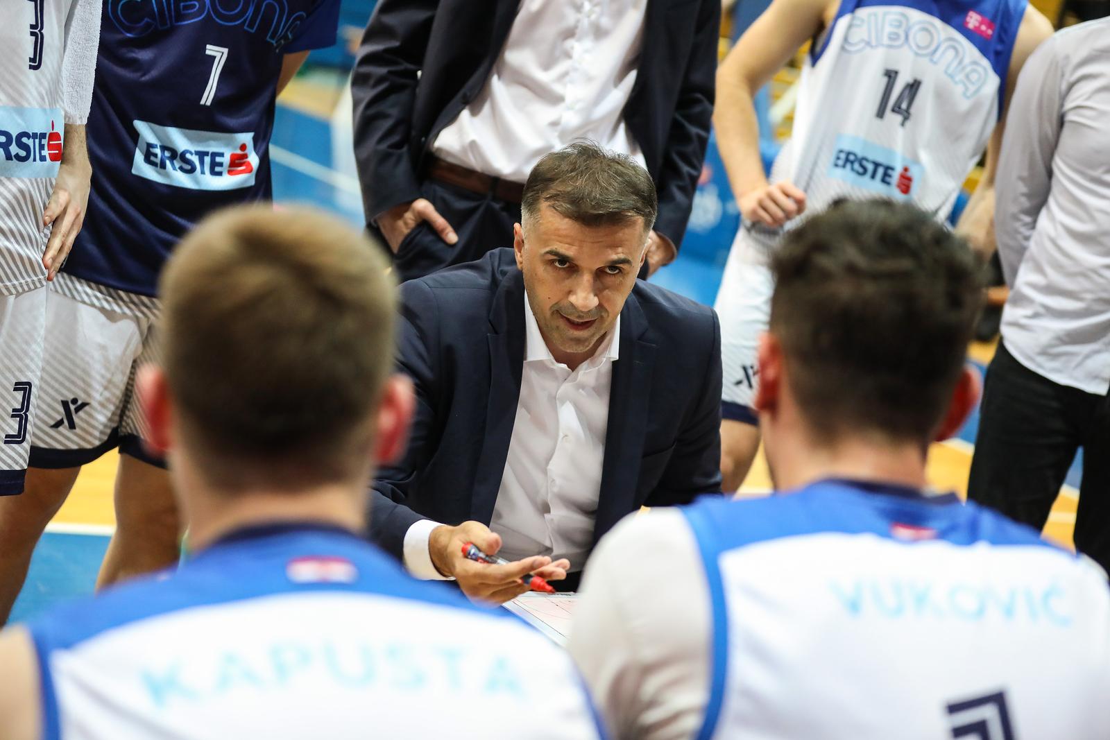 Polufinale doigravanja, 2. utakmica: KK Cibona – KK Zadar 70-85 Polufinale doigravanja, 2. utakmica: KK Cibona – KK Zadar 70-85