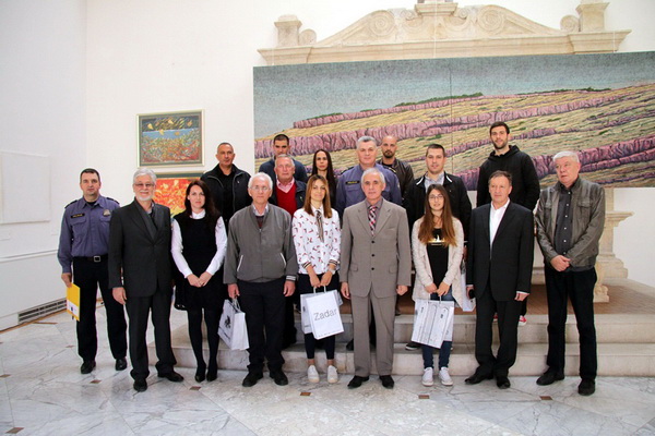 Gradska loža: Dodjela nagrada savjesnim vozačima Gradska loža: Dodjela nagrada savjesnim vozačima