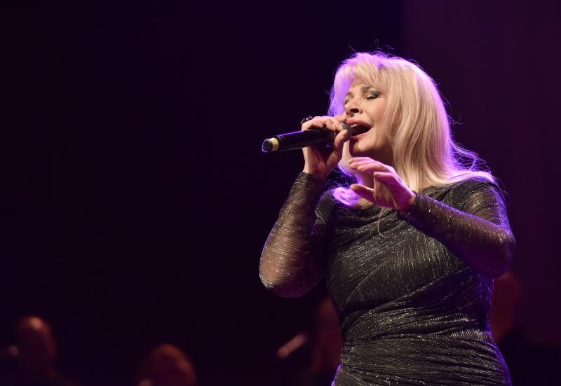 KD Lisinski: Prijatelji i Kemo – Hiljade pahulja bijelih KD Lisinski: Prijatelji i Kemo – Hiljade pahulja bijelih