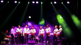 Zorica Kondža i klapa Cambi @ bazen Ilirije u Biogradu