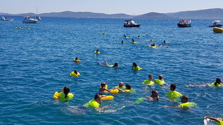 Sasvim osoban doživljaj – 10. dm Millennium Jump sa zadarske rive. Foto: Mladen Malik Barba Sasvim osoban doživljaj – 10. dm Millennium Jump sa zadarske rive. Foto: Mladen Malik Barba