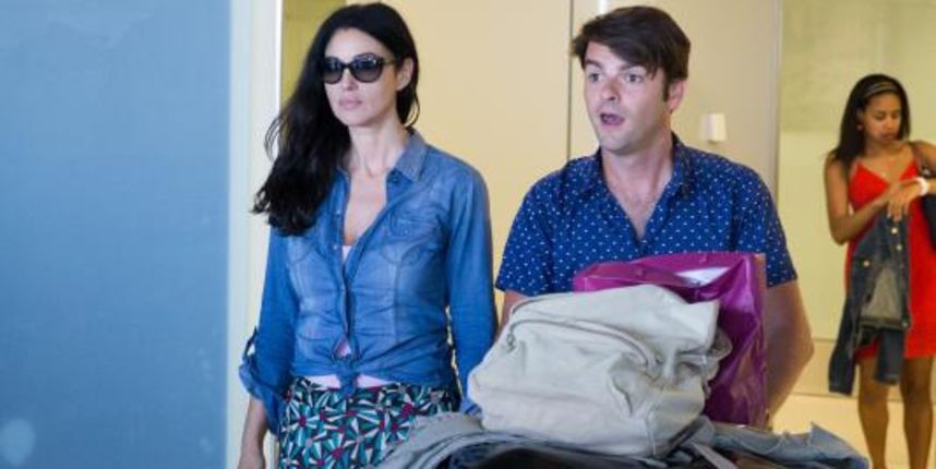 Slavna glumica Monica Bellucci sletjela je u Zracnu luku Dubrovnik letom Easy Jeta iz Pariza. Photo: Grgo Jelavic/PIXSELL Slavna glumica Monica Bellucci sletjela je u Zracnu luku Dubrovnik letom Easy Jeta iz Pariza. Photo: Grgo Jelavic/PIXSELL